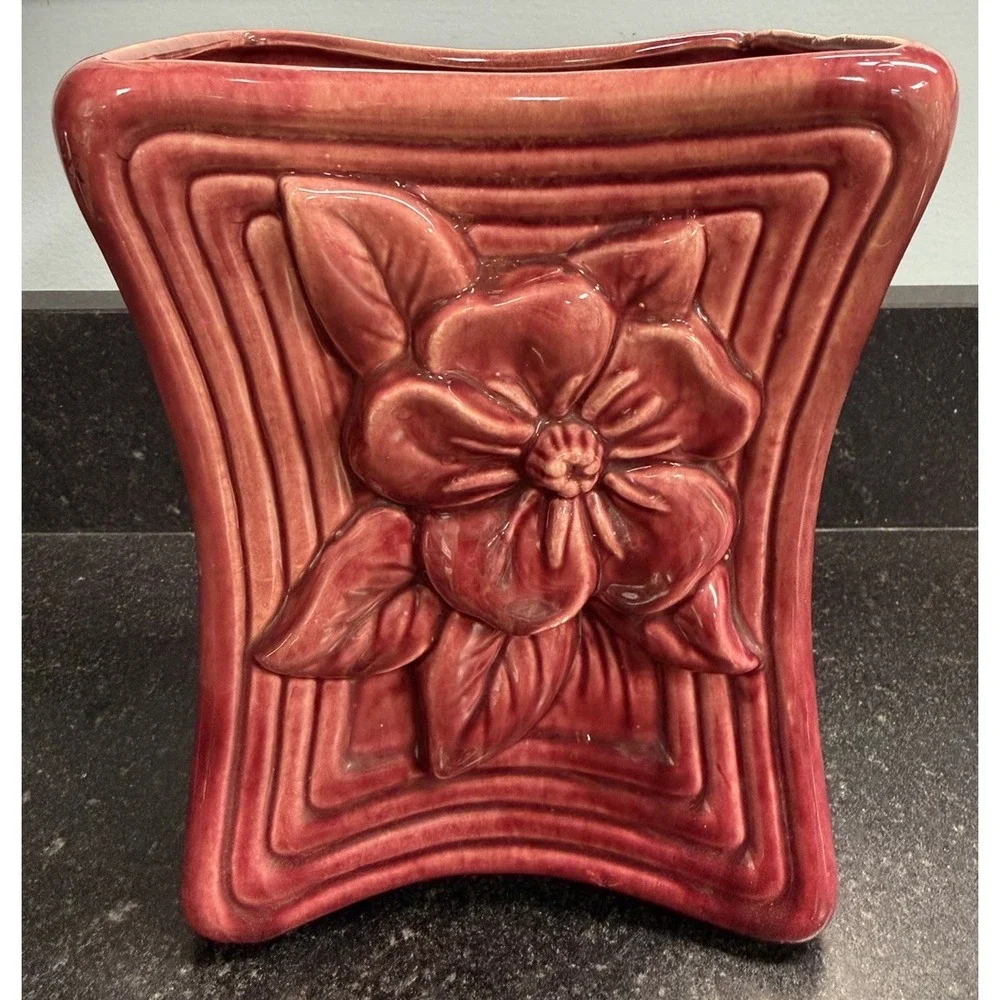 Vintage Gonder Original 687 Red Flambe Art Pottery Floral Vase 8